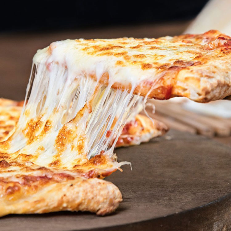 Pizza Familiar de Queso Gouda